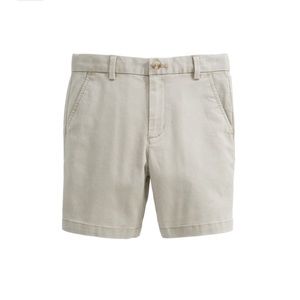 Boy Vineyard Vine shorts!